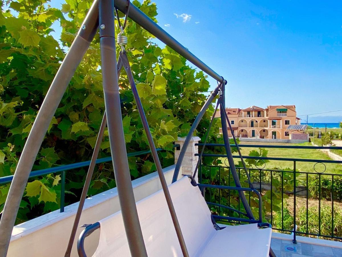 אצ'ארבי Asteraki Poolside Apartment By Dadovillas מראה חיצוני תמונה